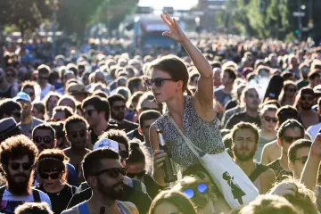 Zug der Liebe abgesagt: CSD-Anschlag stoppt Berliner Techno-Demo