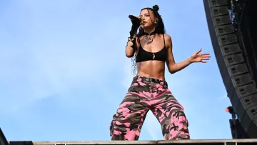 37 Grad beim Nina-Chuba-Konzert: Darf man Wasser mitbringen?