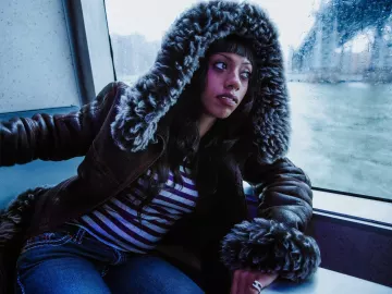 Nia Archives wagt sich mit „Emotional Junglist“ ins Alternative-Genre