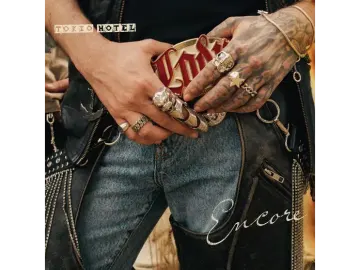 Review: Tokio Hotel – ENCORE: Big Feelings, wenig Neues